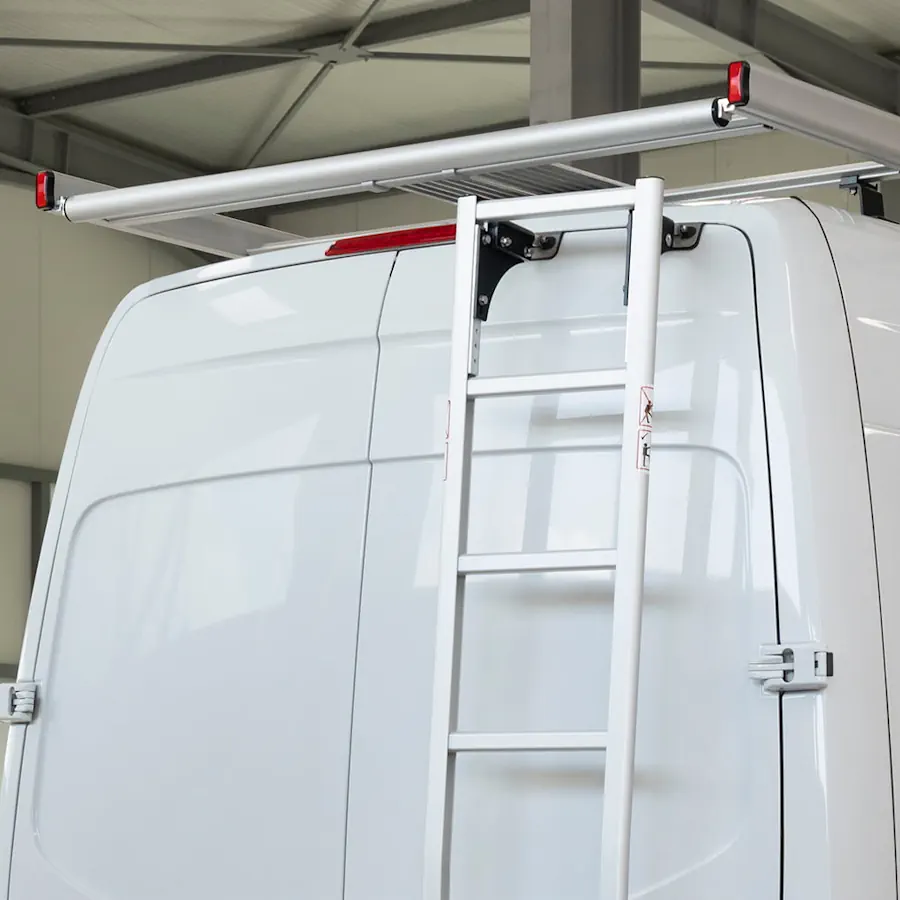 Echelle III pour Renault Trafic en aluminium - Éclairage de qualité avec frais de port offerts