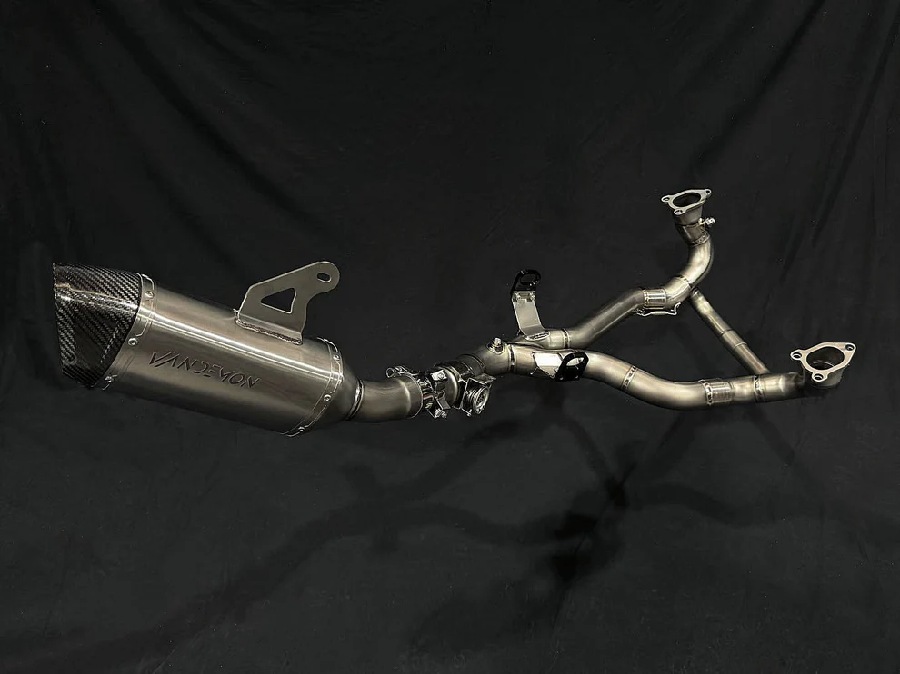 Système d’échappement en titane Vandemon avec valve OEM pour BMW R1300GS / direct GSA (2023–2025 - Saldi Straordinari – Offerte Speciali Disponibili Adesso