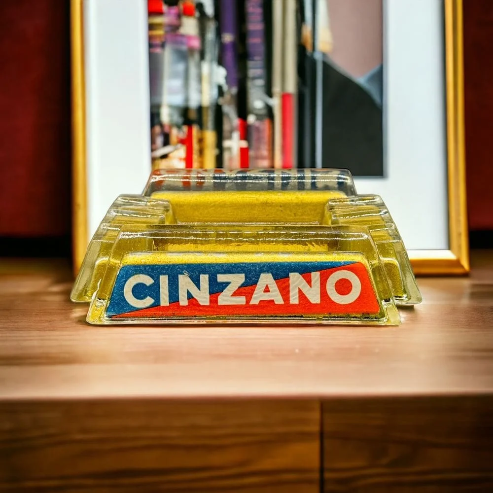 Cendrier Cinzano en verre – de 1920 à 1950 - Éclairage de qualité avec frais de port offerts - {'count': 1, 'name': 'Options'}