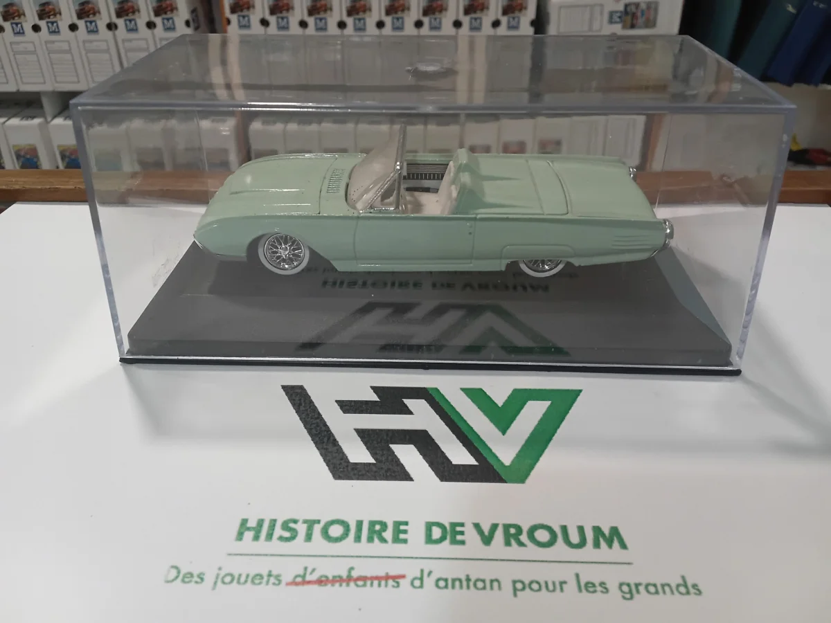 Ford Thunderbird 1961 1/43 - Vins Rouges Harmonieux pour Chaque Occasion - camion chevrolet 1/43 vin occasion