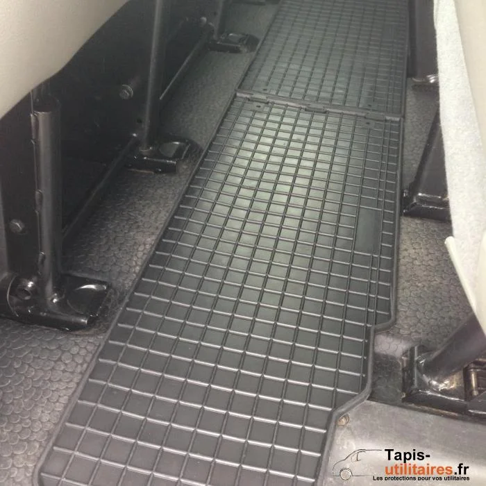 Tapis pour Opel Vivaro Combi 8-9 places – minibus - Éclairage de qualité avec frais de port offerts - {'count': 1, 'name': 'chromé'}