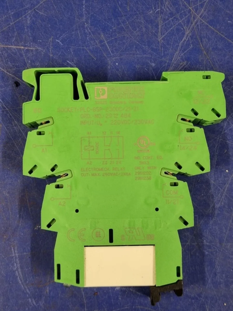 Socle 2966016+ relais 2961202 - Éclairage de qualité avec frais de port offerts - relais 12v 40a socle relais éclairage qualité frais port