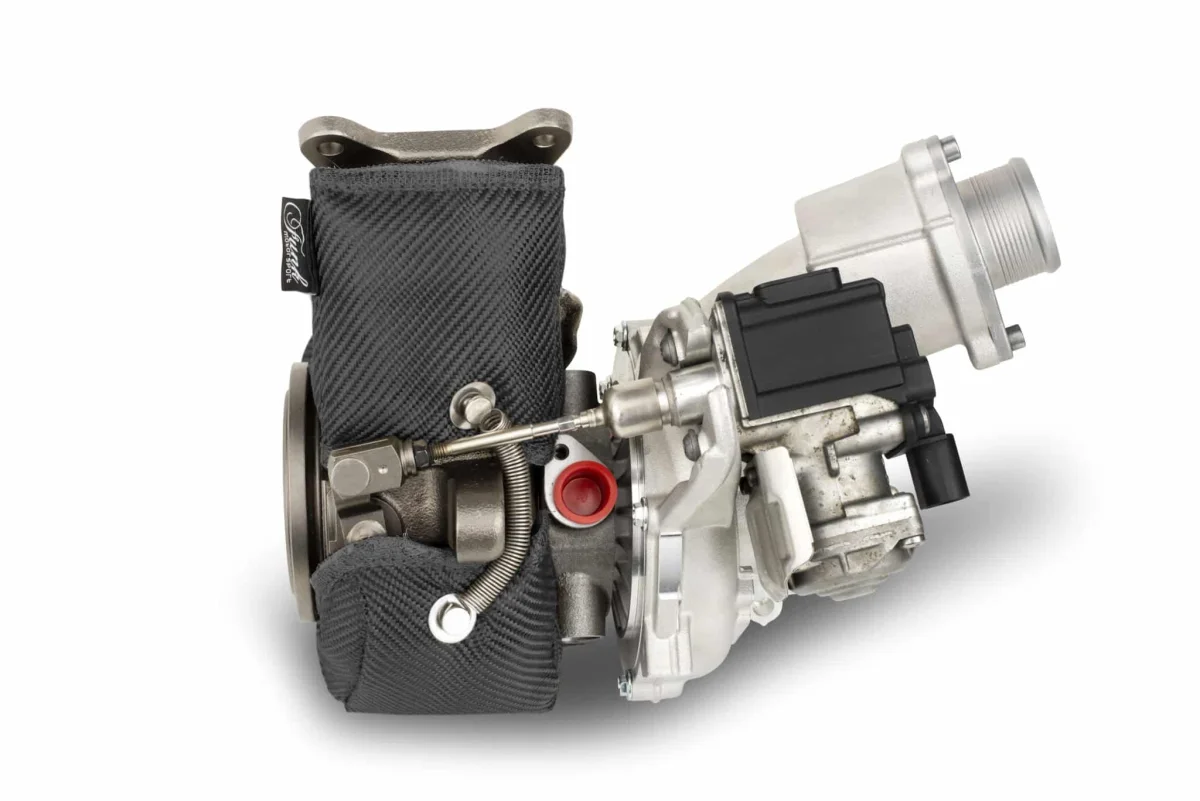 couverture de turbo en carbone VAG IHI IS38(TTS, S3, Golf R) - Saldi Straordinari – Offerte Speciali Disponibili Adesso Volkswagen Golf 8.5 R ARMASPEED Carbon Fiber Cold Air Intake and Engine  Cover #ARMASPEED #carbon #carbonfiber #volkswagen #vw #golf #golfr #r  #volkslovers #vwgolf